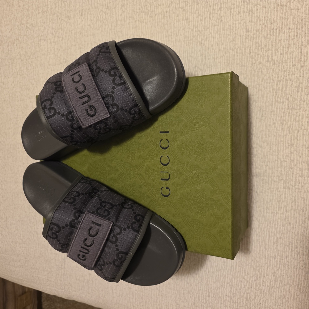 Mens Grey Size 13 GUCCI Slides